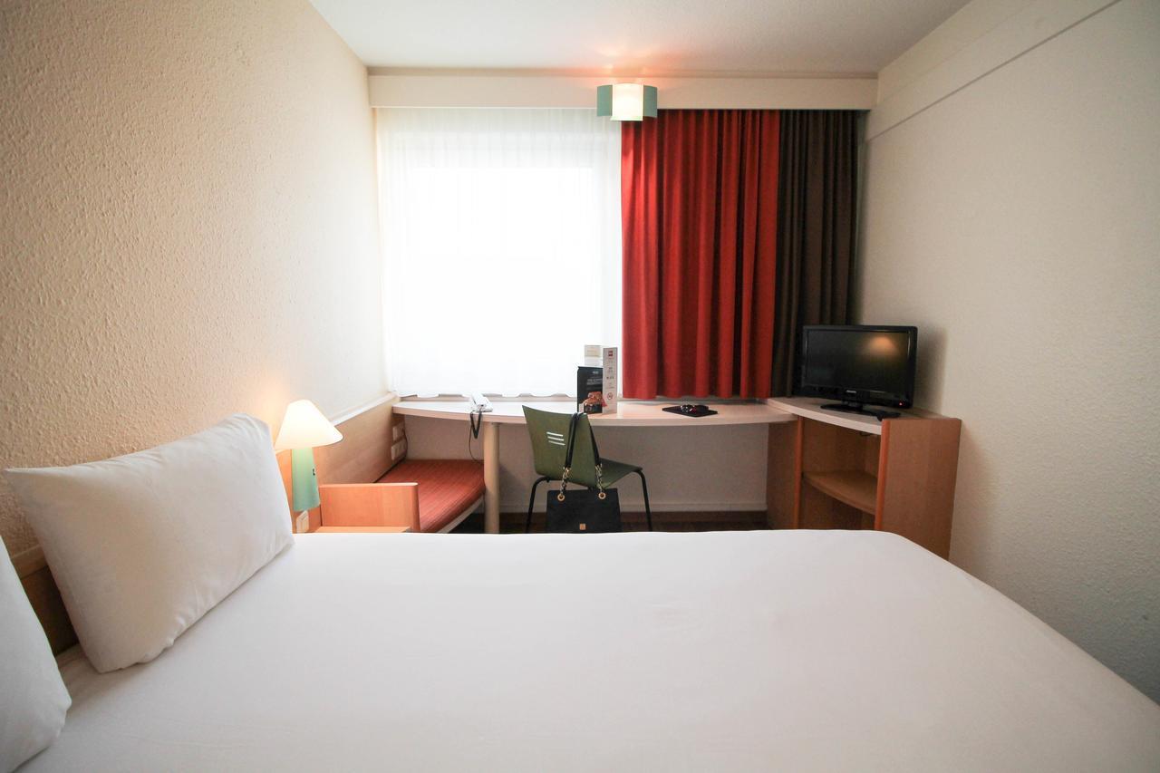 Ibis Hotel Dusseldorf Hauptbahnhof Extérieur photo